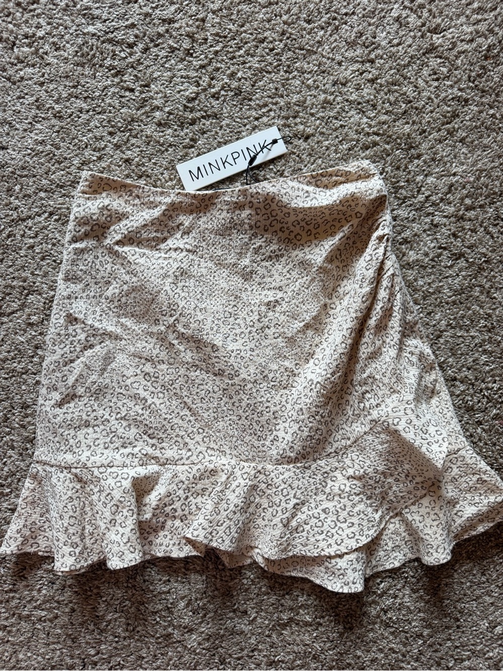 MINKPINK NWT Halsey Mini Skirt Beige Leopard Print with Ruffle Hem